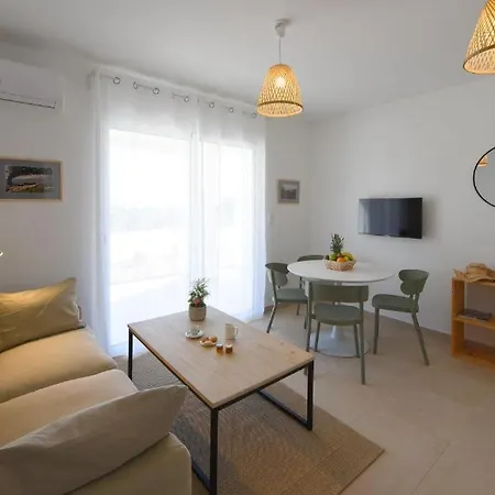 T2 Vue Corse N193 Appartement *